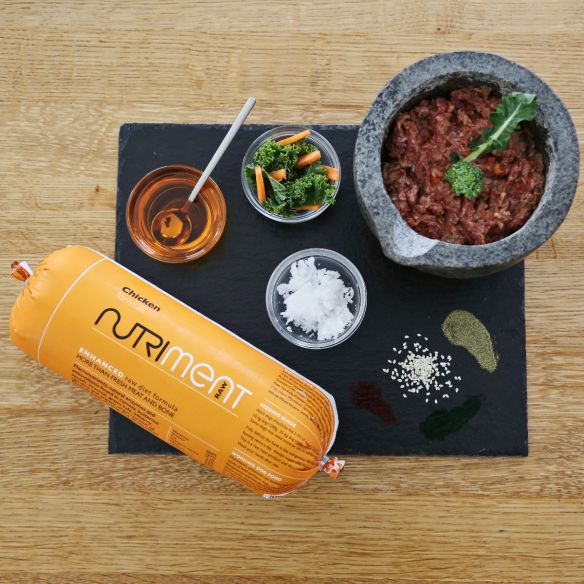Nutriment Raw Chicken Chubb (1.4kg)